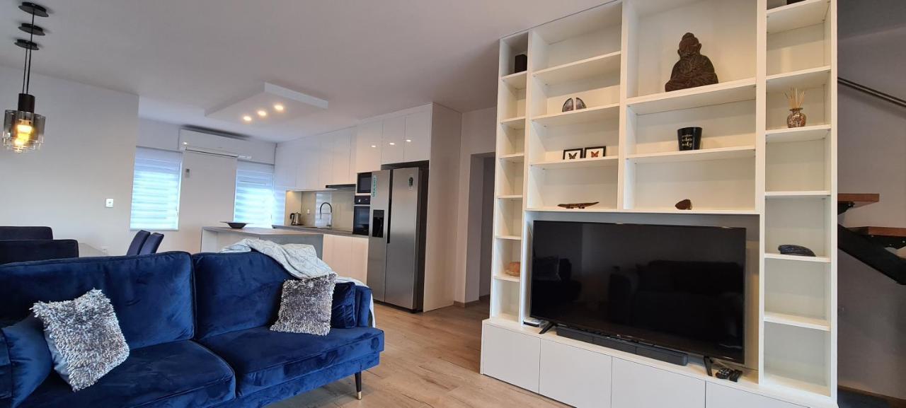 Luxury Isabel Apartment *