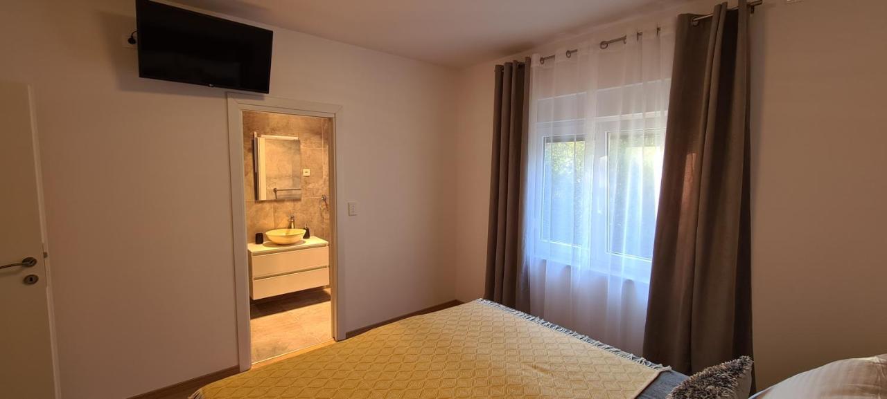 Luxury Isabel Apartment
