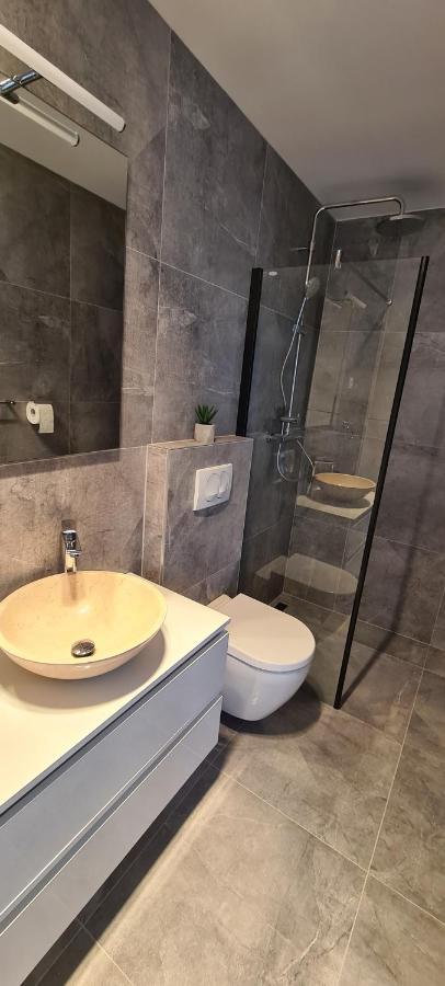 Luxury Isabel Apartment