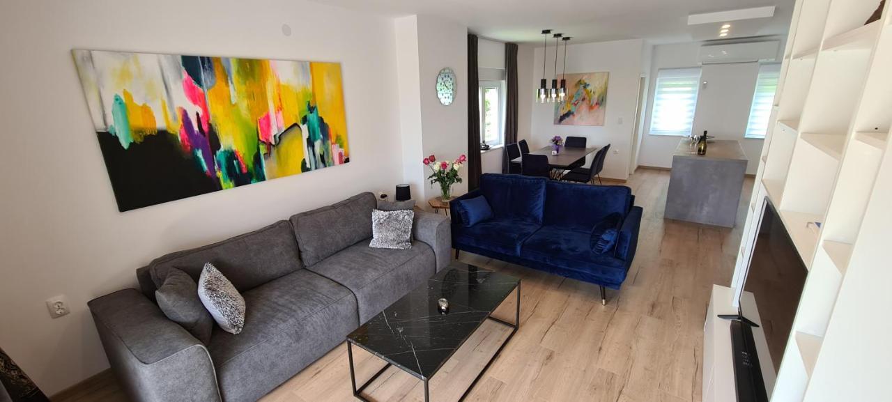 Luxury Isabel Apartment *