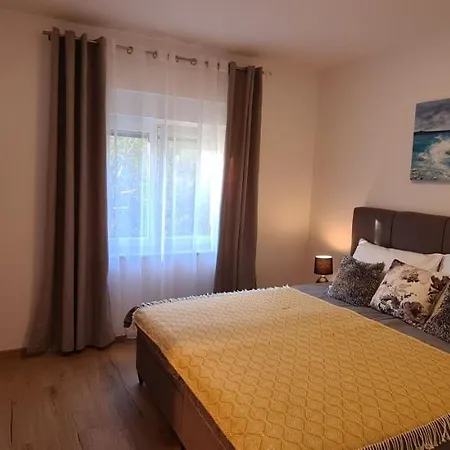 Luxury Apartment Isabel Volosko Exterior photo